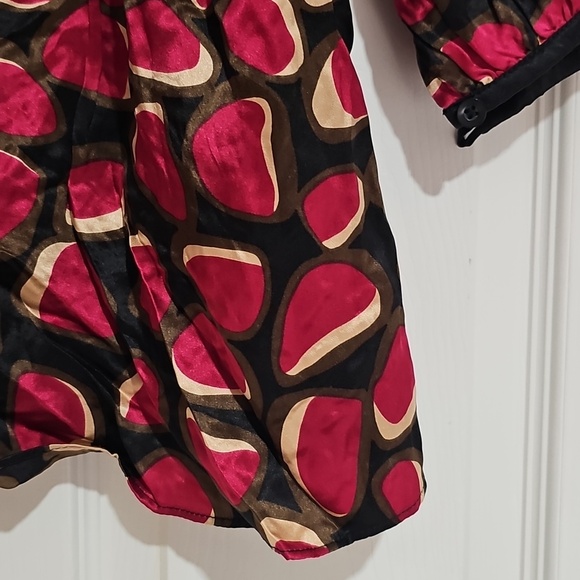 ✨ ECI New York 100% Silk Blouse | Statement Print ✨ - Picture 7 of 8